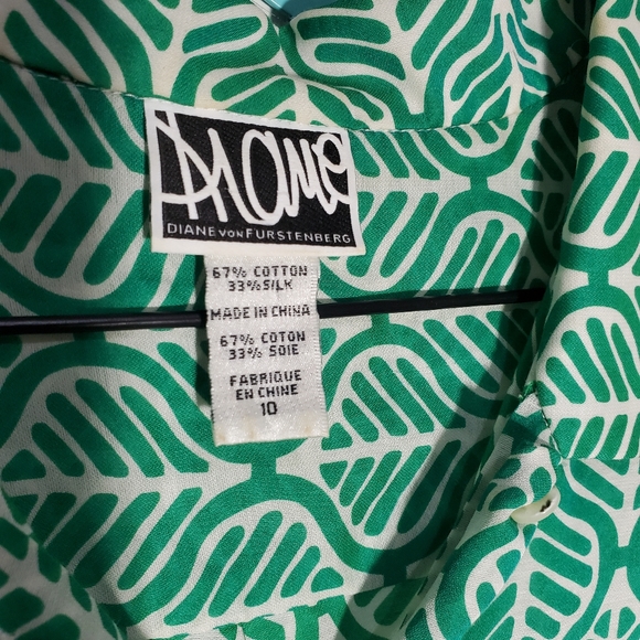 DVF Diane Von Furstenberg Short Sleeve Green Leaf Pattern Blouse Silk Cotton 10 - Picture 4 of 6
